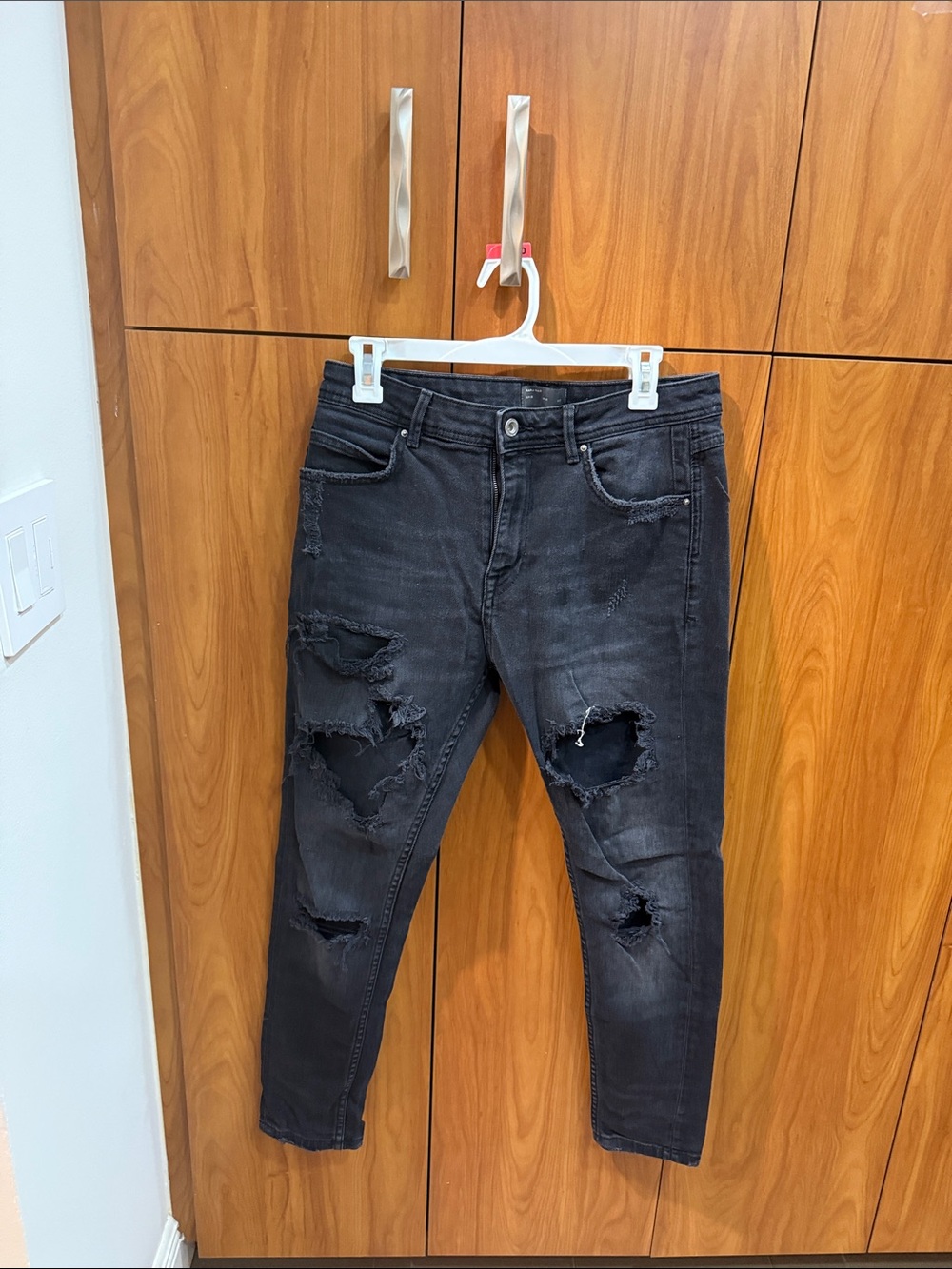 Zara Black Distressed Skinny Jeans
